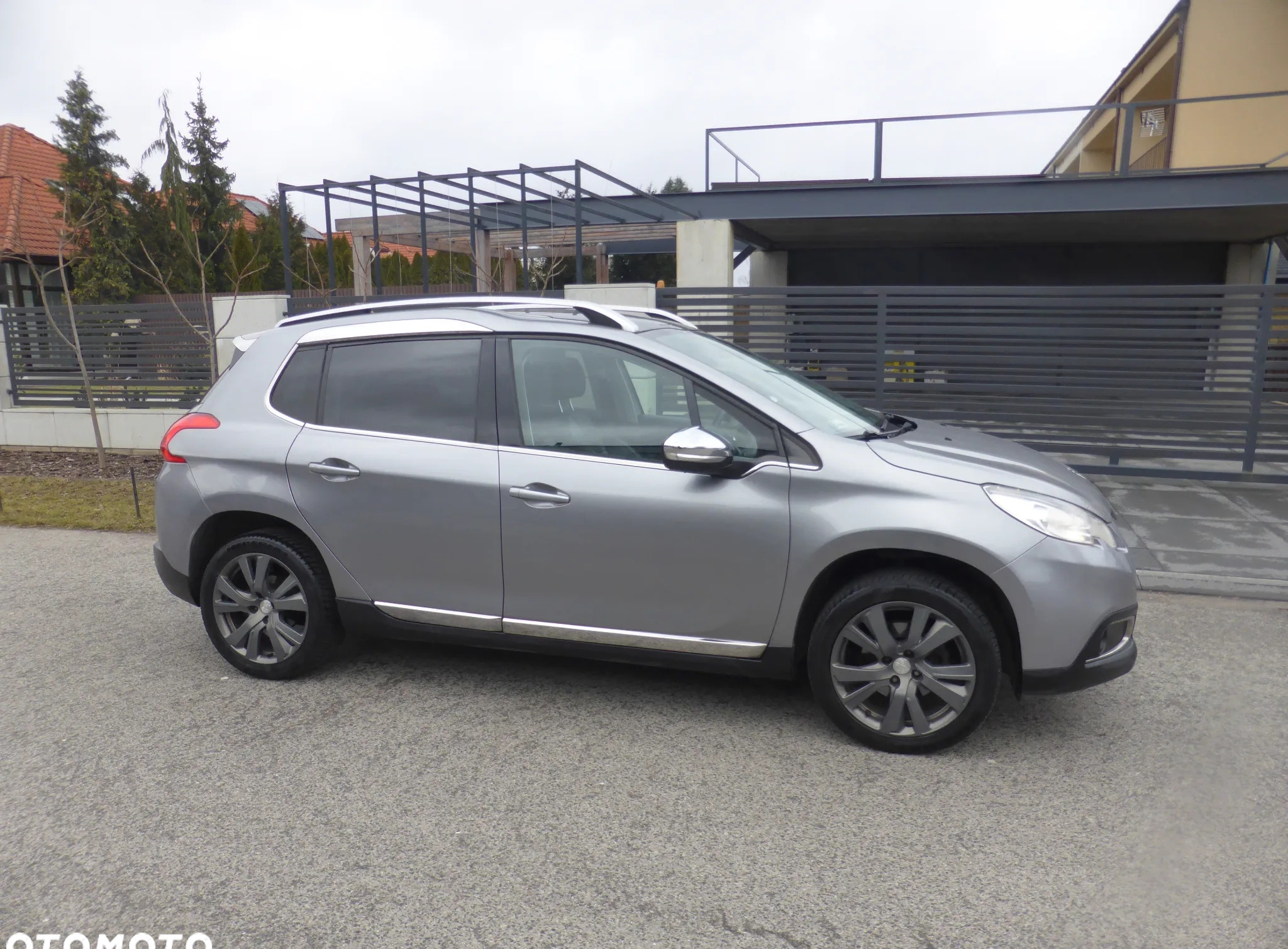 Peugeot 2008 cena 31900 przebieg: 186000, rok produkcji 2013 z Radom małe 277